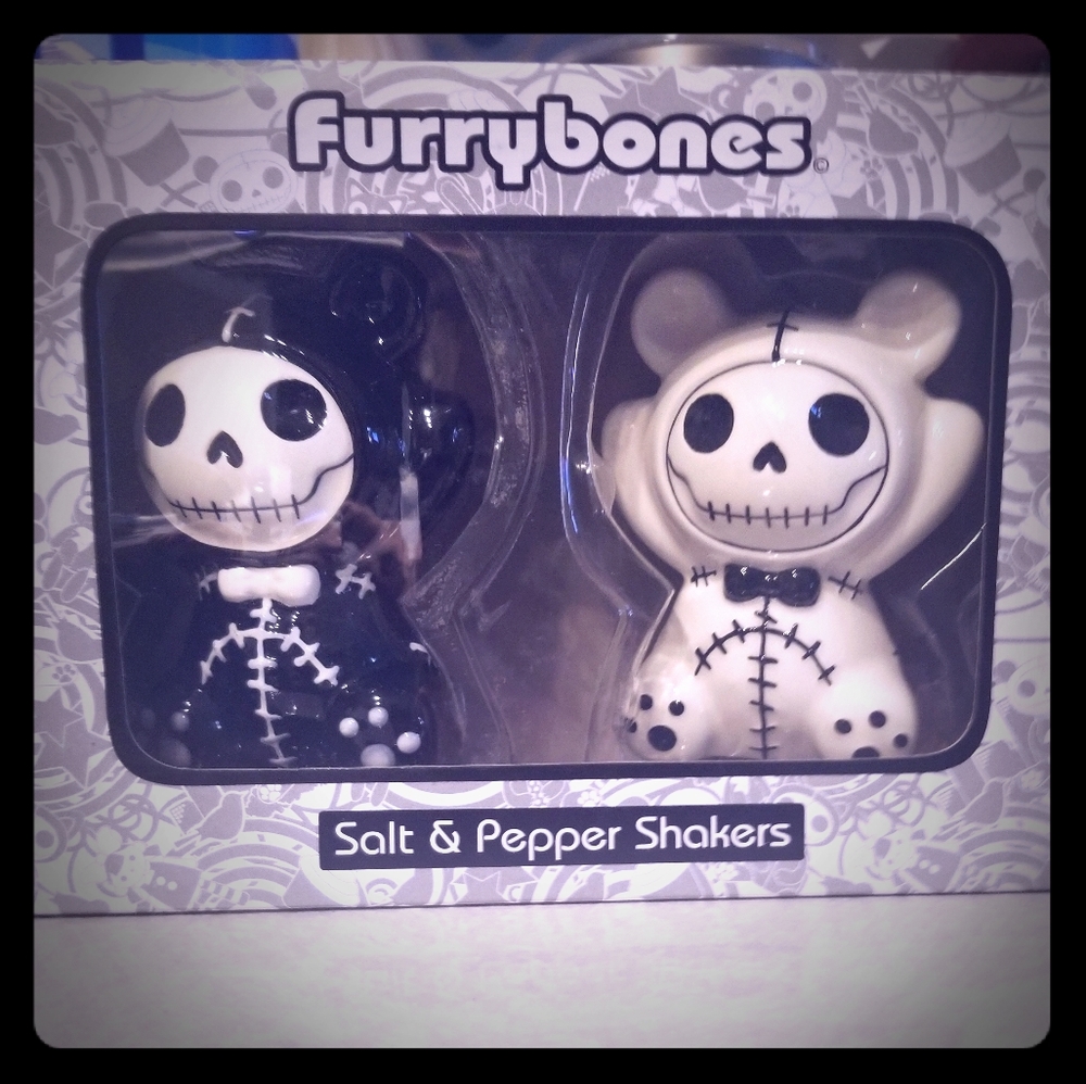 Salt and pepper shakers